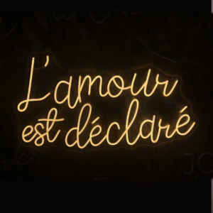 Néon l'Amour est déclaré
